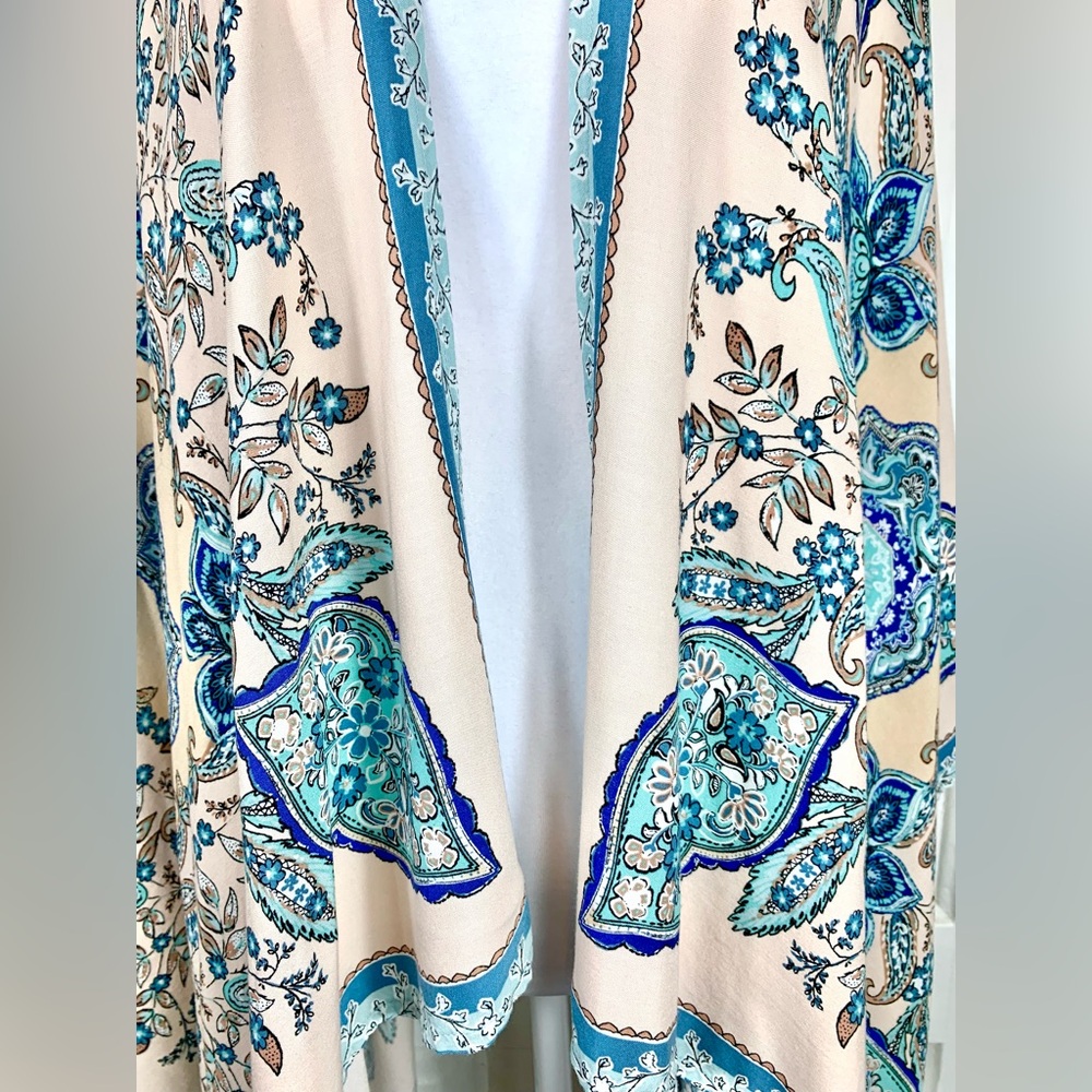 Maurice’s Paisley Scarf Kimono - Open Front - One Size - Picture 4 of 12
